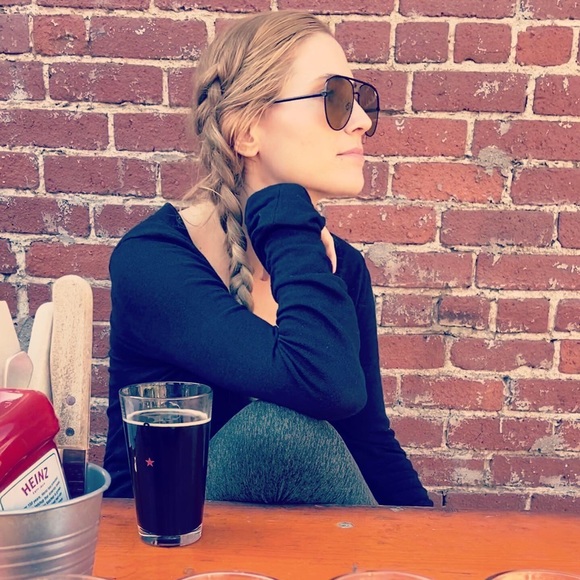 Meet your Posher, Olivia - Picture 14 of 16